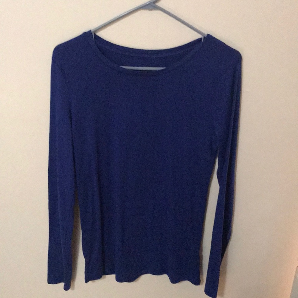 Dark blue long sleeve tee